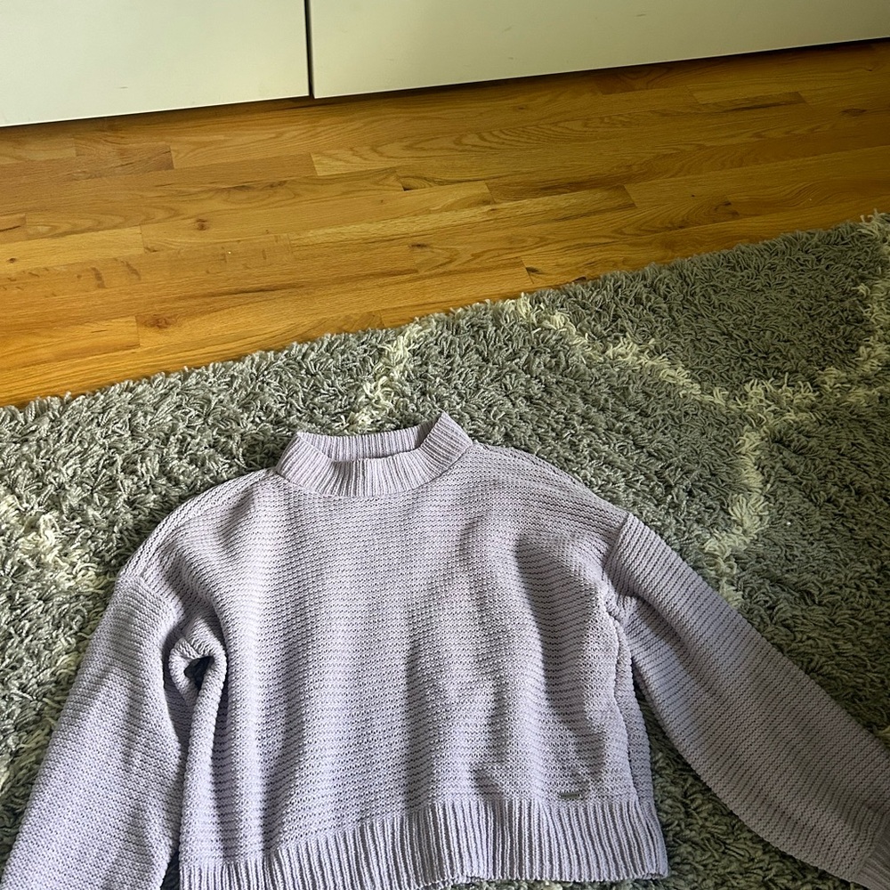 Mock neck knitted hollister sweater